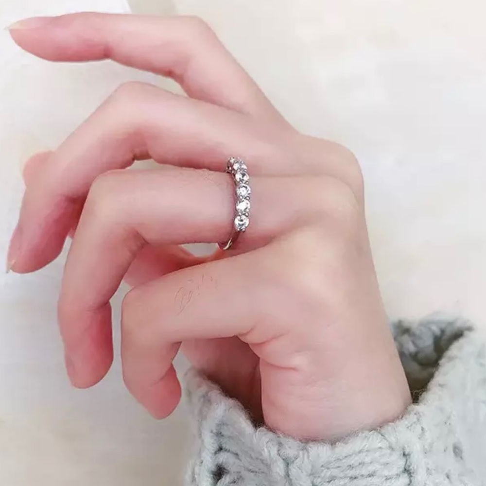 SIMULATED MOSSANITE SEMI-ETERNITY RING